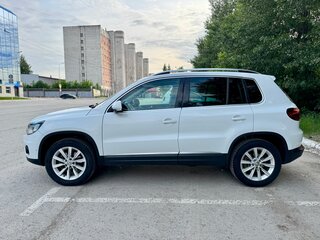 2015 Volkswagen Tiguan I Рестайлинг, белый, 1590000 рублей, вид 2