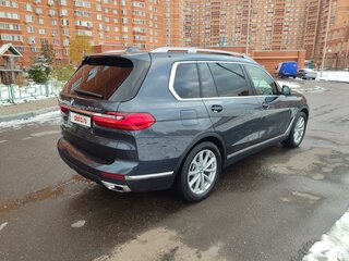 2020 BMW X7 30d I (G07), серый, 6200000 рублей, вид 4