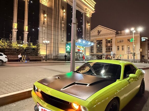 2019 Dodge Challenger III Рестайлинг 2, зелёный, 5000000 рублей - вид 20