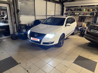 2010 Volkswagen Passat B6, белый, 800000 рублей, вид 2