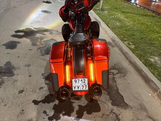 2017 Harley-Davidson CVO Street Glide, красный, 2900000 рублей, вид 4