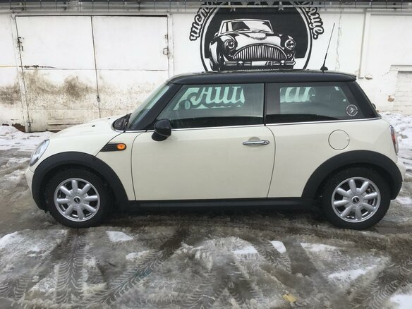 2010 Mini Hatch One II (R56), белый - вид 6