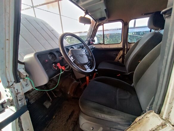 2000 УАЗ 31514, белый, 600000 рублей - вид 5