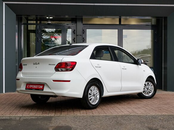 2023 Kia Pegas, белый, 1599000 рублей - вид 4