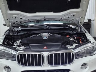 2015 BMW X6 50i II (F16), белый, 3500000 рублей, вид 3