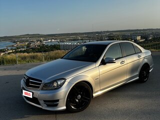 2011 Mercedes-Benz C-Класс 180 BlueEFFICIENCY III (W204) Рестайлинг, серебристый, 1700000 рублей, вид 1