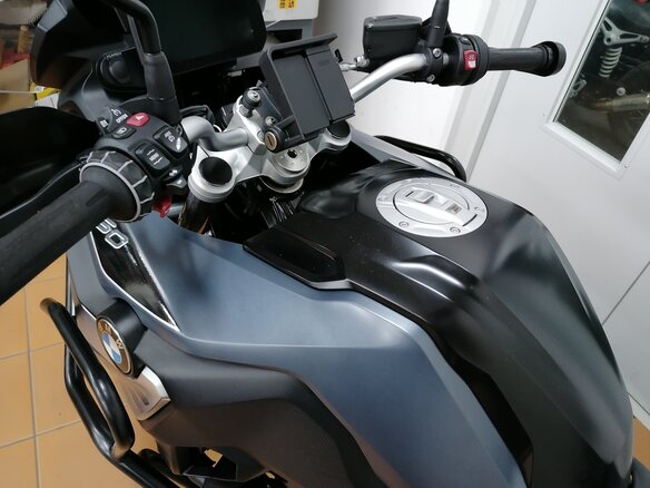 2018 BMW F 750 GS, серый - вид 5