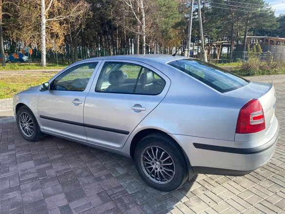 2008 Skoda Octavia II (A5), серебристый, 960000 рублей - вид 1