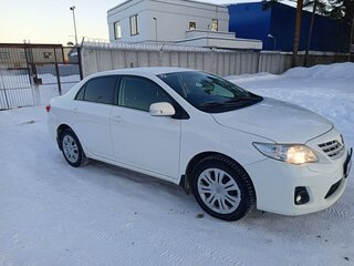 2010 Toyota Corolla X (E140, E150), белый, 1200000 рублей, вид 3