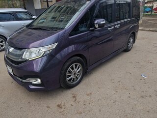 2016 Honda Stepwgn Spada V, фиолетовый, 2400000 рублей, вид 2