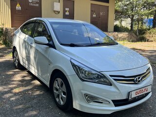 2014 Hyundai Solaris I Рестайлинг, белый, 950000 рублей, вид 3