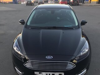 2017 Ford Focus III Рестайлинг, чёрный, 900000 рублей, вид 1