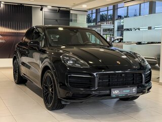2018 Porsche Cayenne S III, чёрный, 6300000 рублей, вид 3