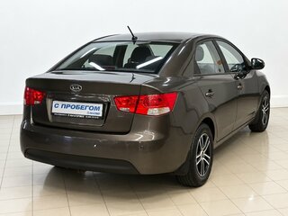 2010 Kia Cerato 6-speed II, коричневый, 540000 рублей, вид 4