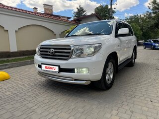 2011 Toyota Land Cruiser 200 Series, белый, 2650000 рублей, вид 1