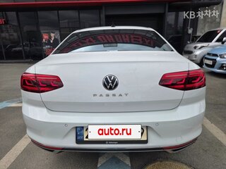 2022 Volkswagen Passat B8 Рестайлинг, белый, 1990069 рублей, вид 5
