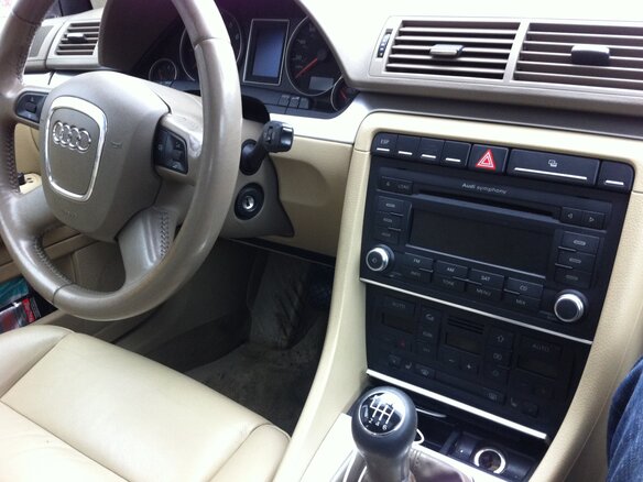 2008 Audi A4 III (B7), белый - вид 4