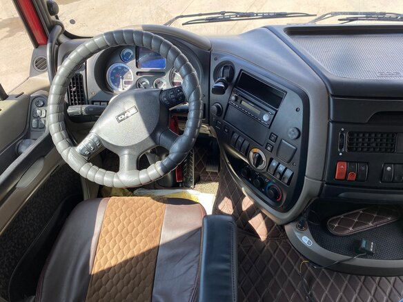 2009 DAF XF 105, пурпурный, 3000000 рублей - вид 6