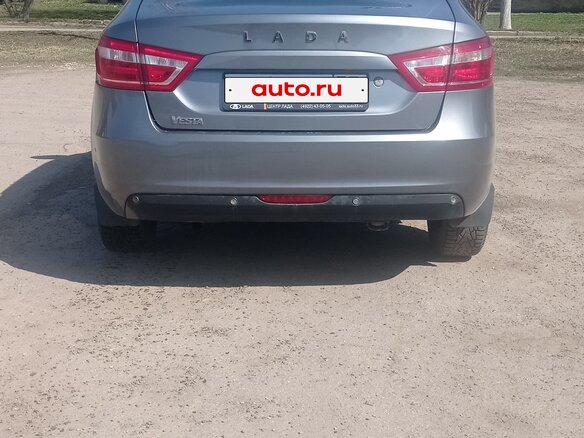 2017 Lada (ВАЗ) Vesta I, серый, 800000 рублей - вид 4