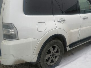 2012 Mitsubishi Pajero IV Рестайлинг 1, белый, 3000000 рублей, вид 3