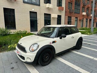 2011 Mini Hatch One II (R56) Рестайлинг, белый, 1100000 рублей, вид 1