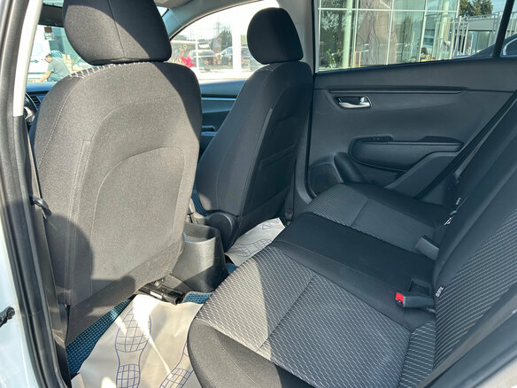 2018 Kia Rio X-Line IV, белый, 1200000 рублей - вид 17