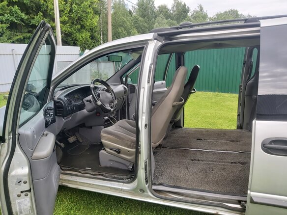 2000 Dodge Caravan III, серебристый, 400000 рублей - вид 7