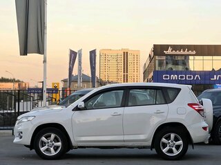 2011 Toyota RAV4 III (XA30) Рестайлинг, белый, 1070000 рублей, вид 4