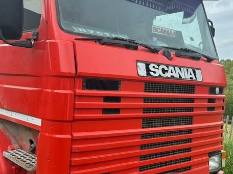 1993 Scania 3-Series, красный, 1050000 рублей, вид 3