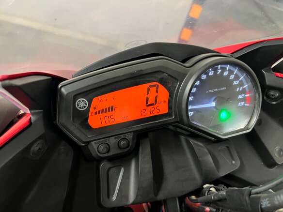 2014 Yamaha XJ6 (FZ6R), красный, 850000 рублей - вид 6