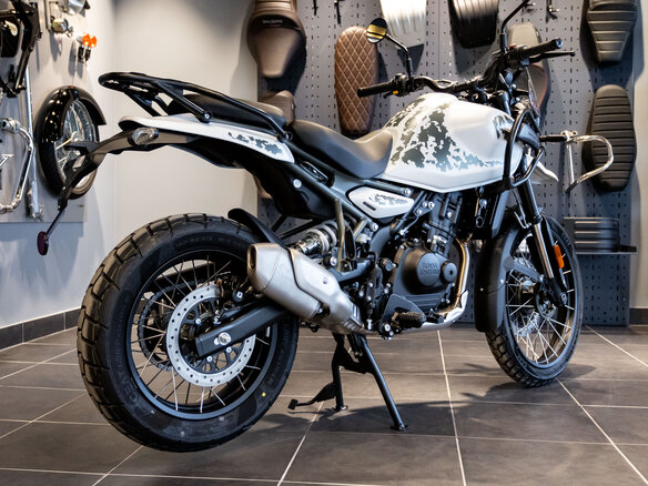 2025 Royal Enfield Himalayan, белый, 610000 рублей - вид 5