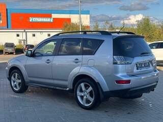 2011 Mitsubishi Outlander II Рестайлинг, серебристый, 1050000 рублей, вид 5