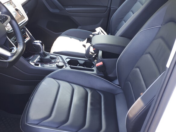 2021 Volkswagen Tiguan II Рестайлинг, белый - вид 12