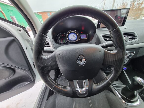 2013 Renault Fluence I, белый, 580000 рублей - вид 10