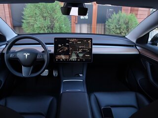 2021 Tesla Model 3 Standart Plus I, чёрный, 4000000 рублей, вид 4