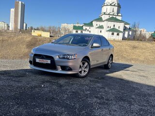 2011 Mitsubishi Lancer X Рестайлинг, серебристый, 850000 рублей, вид 4