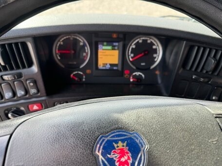 2010 Scania G-series, пурпурный, 2850000 рублей, вид 2