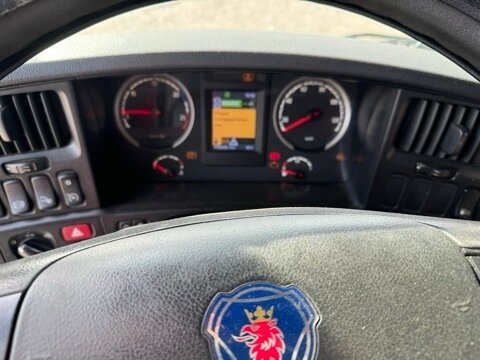 2010 Scania G-series, пурпурный, 2850000 рублей - вид 1