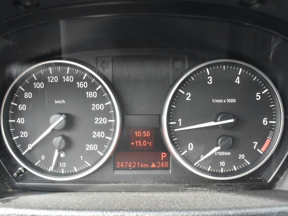 2013 BMW X1 18i I (E84) Рестайлинг, коричневый - вид 12