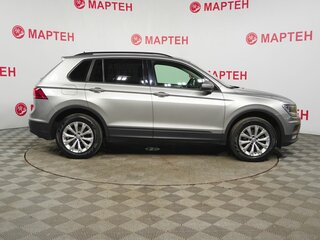 2019 Volkswagen Tiguan II, серебристый, 1951000 рублей, вид 4