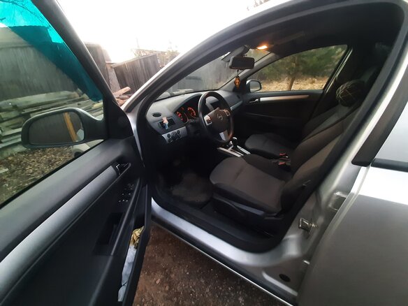 2011 Opel Astra H Рестайлинг, серебристый, 600000 рублей - вид 13