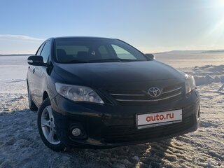 2013 Toyota Corolla X (E140, E150) Рестайлинг, чёрный, 2100000 рублей, вид 1