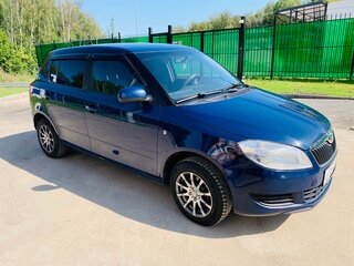 2010 Skoda Fabia II Рестайлинг, синий, 400000 рублей, вид 2