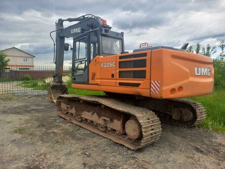 2023 UMG E225C, серый, 7487900 рублей, вид 5
