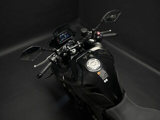 2024 Yamaha MT-10, чёрный, 1399000 рублей, вид 4