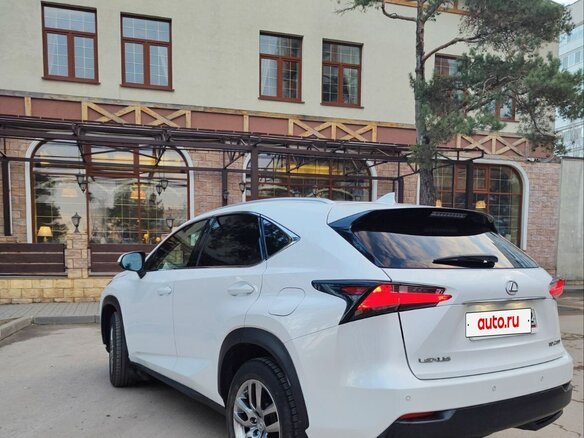 2017 Lexus NX 200 I, белый, 2900000 рублей - вид 3
