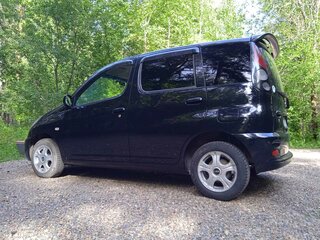 2001 Toyota FunCargo, чёрный, 420000 рублей, вид 2