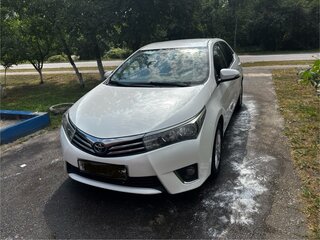 2013 Toyota Corolla XI (E160, E170, E180), белый, 1200000 рублей, вид 2