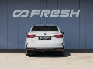 2020 Hyundai Solaris II Рестайлинг, белый, 1620000 рублей, вид 4