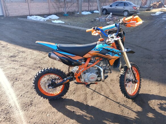 2024 Kayo Evolution YX140EM, оранжевый, 100000 рублей - вид 2